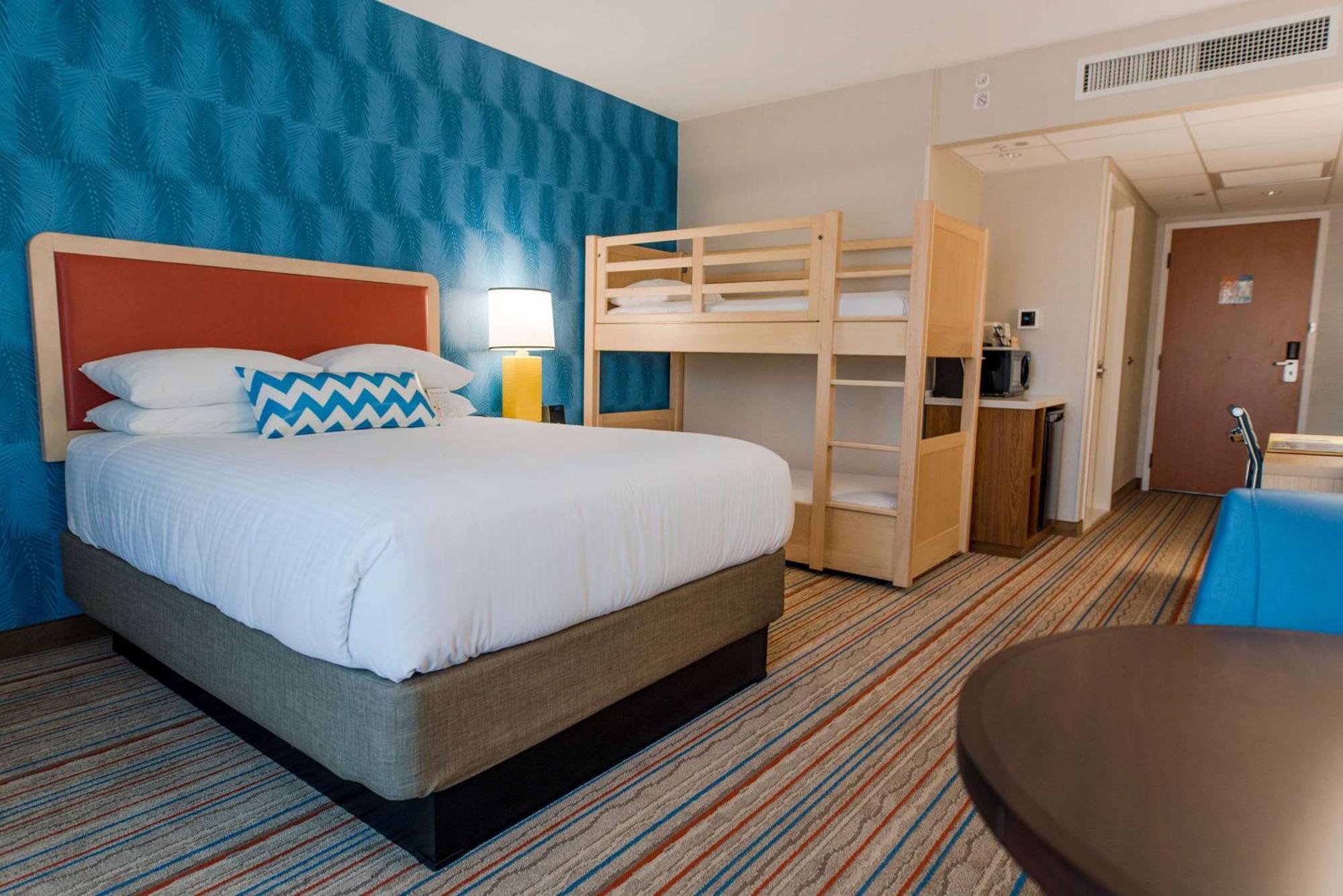 Howard Johnson By Wyndham Anaheim Hotel & Water Playground Ngoại thất bức ảnh